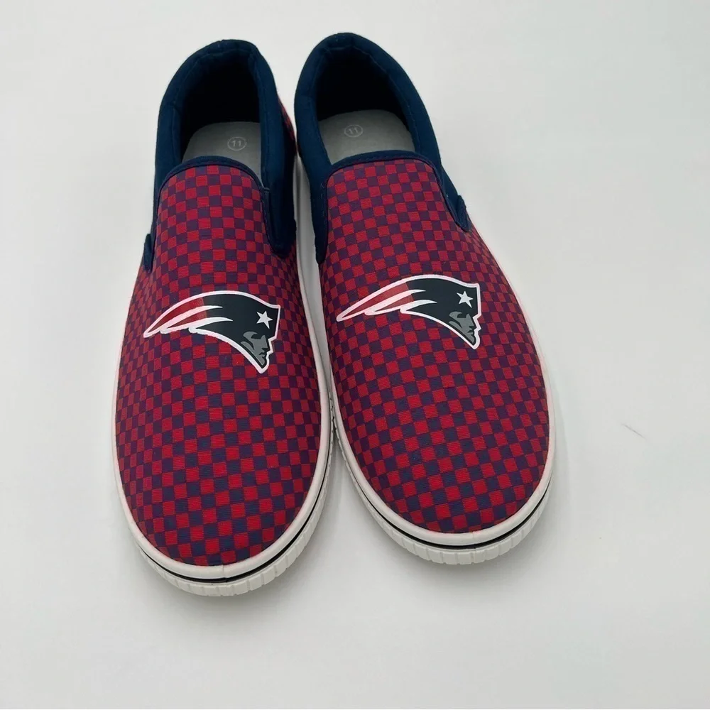 New England Patriots Checkered Canvas Slide-On Slippers – Size 11